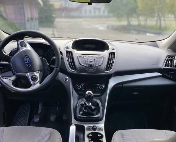 Синій Форд Куга, об'ємом двигуна 2 л та пробігом 214 тис. км за 10500 $, фото 1 на Automoto.ua
