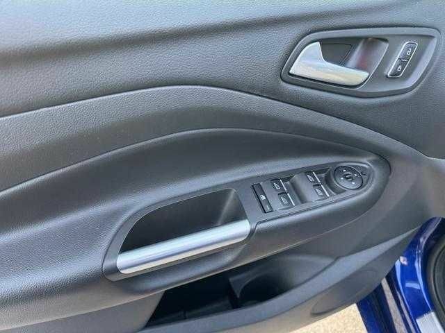 Форд Куга 2015 в Днепре (Днепропетровске) на Automoto.ua Синий Форд Куга, объемом двигателя 0 л и пробегом 100 тыс. км за 12000 $, фото 12 на Automoto.ua