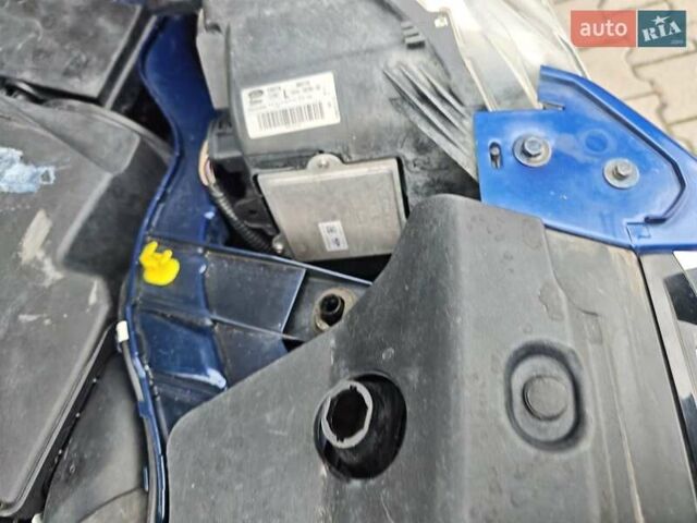 Синій Форд Куга, об'ємом двигуна 2 л та пробігом 180 тис. км за 11999 $, фото 35 на Automoto.ua