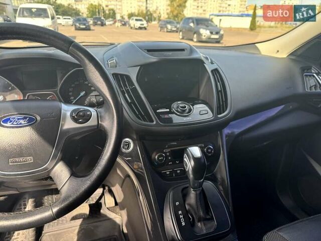 Синий Форд Куга, объемом двигателя 2 л и пробегом 282 тыс. км за 13000 $, фото 12 на Automoto.ua