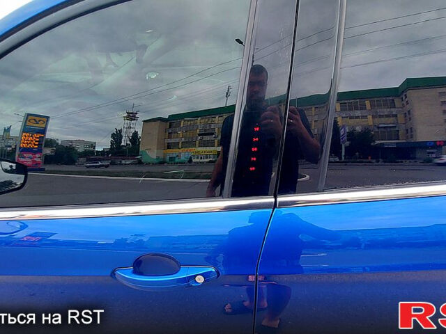 Синий Форд Куга, объемом двигателя 2 л и пробегом 57 тыс. км за 15500 $, фото 7 на Automoto.ua
