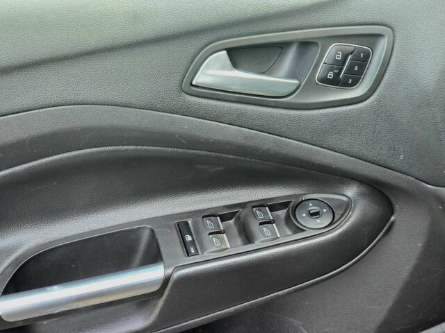 Синий Форд Куга, объемом двигателя 2 л и пробегом 110 тыс. км за 7800 $, фото 7 на Automoto.ua