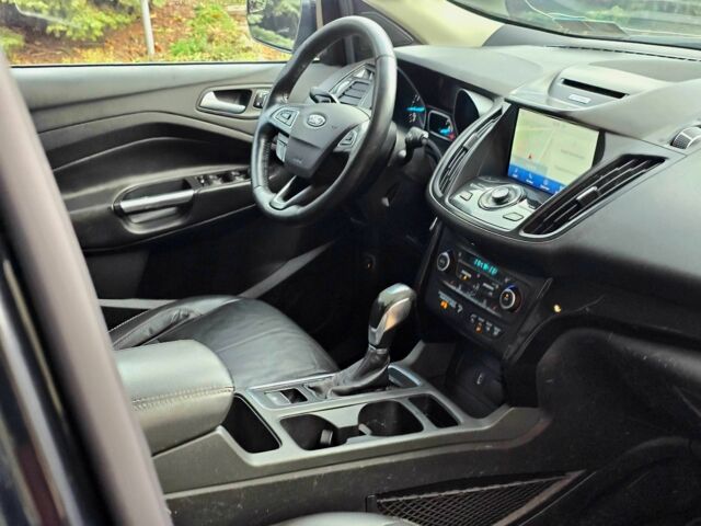 Синий Форд Куга, объемом двигателя 2 л и пробегом 110 тыс. км за 7800 $, фото 14 на Automoto.ua