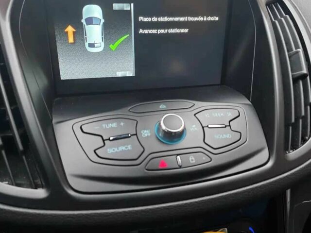 Синій Форд Куга, об'ємом двигуна 1.5 л та пробігом 58 тис. км за 9000 $, фото 12 на Automoto.ua