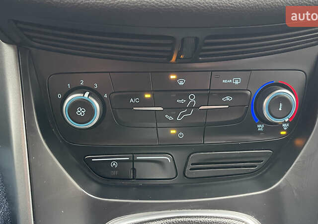 Синій Форд Куга, об'ємом двигуна 1.5 л та пробігом 146 тис. км за 15800 $, фото 35 на Automoto.ua