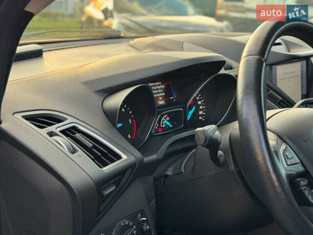 Синий Форд Куга, объемом двигателя 1.5 л и пробегом 74 тыс. км за 18390 $, фото 22 на Automoto.ua