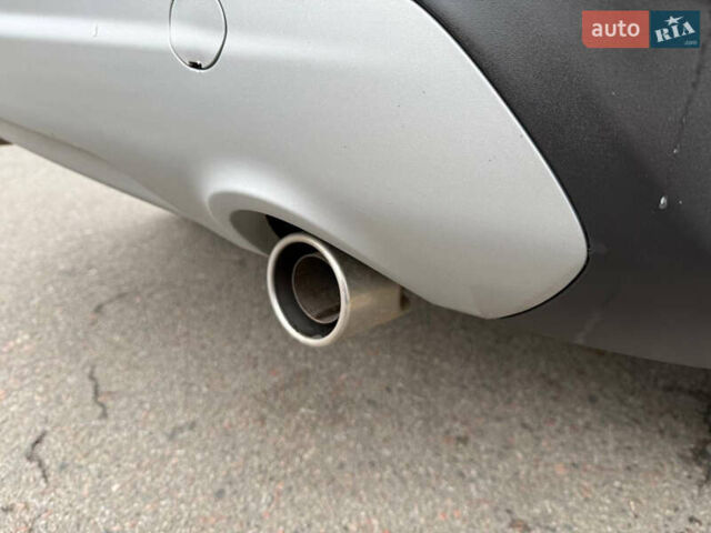 Синий Форд Куга, объемом двигателя 1.5 л и пробегом 145 тыс. км за 13500 $, фото 8 на Automoto.ua