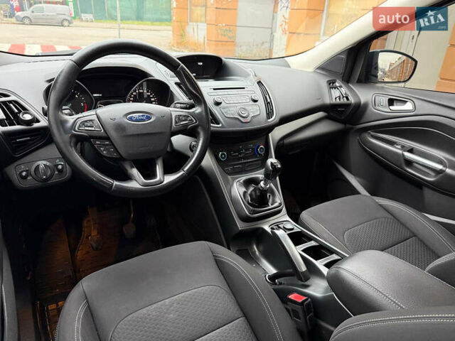 Синий Форд Куга, объемом двигателя 1.5 л и пробегом 145 тыс. км за 13500 $, фото 13 на Automoto.ua