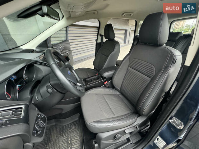 Синий Форд Куга, объемом двигателя 1.5 л и пробегом 18 тыс. км за 21500 $, фото 20 на Automoto.ua