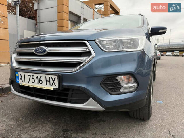 Синий Форд Куга, объемом двигателя 1.5 л и пробегом 145 тыс. км за 13500 $, фото 14 на Automoto.ua