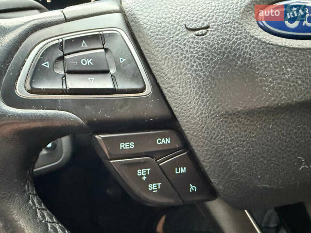 Синий Форд Куга, объемом двигателя 1.5 л и пробегом 145 тыс. км за 13500 $, фото 10 на Automoto.ua