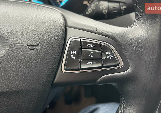 Синій Форд Куга, об'ємом двигуна 1.5 л та пробігом 146 тис. км за 15800 $, фото 34 на Automoto.ua