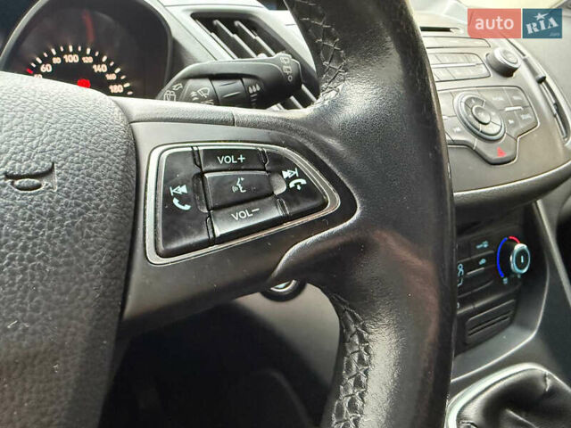 Синий Форд Куга, объемом двигателя 1.5 л и пробегом 145 тыс. км за 13500 $, фото 18 на Automoto.ua