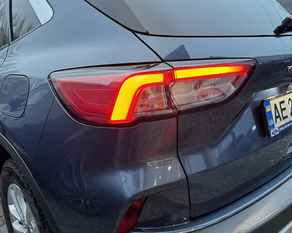 Синій Форд Куга, об'ємом двигуна 1.5 л та пробігом 28 тис. км за 26900 $, фото 6 на Automoto.ua