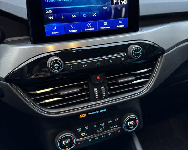 Синій Форд Куга, об'ємом двигуна 1.5 л та пробігом 28 тис. км за 26900 $, фото 13 на Automoto.ua