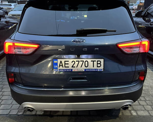Синій Форд Куга, об'ємом двигуна 1.5 л та пробігом 28 тис. км за 26900 $, фото 2 на Automoto.ua