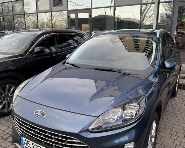 Синій Форд Куга, об'ємом двигуна 1.5 л та пробігом 28 тис. км за 26900 $, фото 1 на Automoto.ua