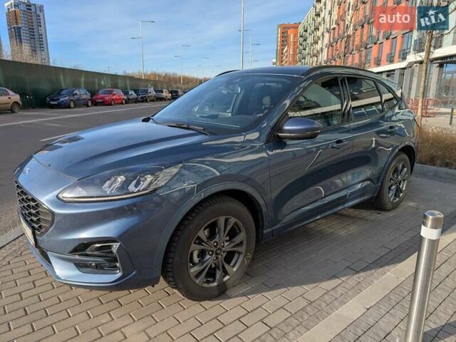 Синий Форд Куга, объемом двигателя 1.5 л и пробегом 11 тыс. км за 26000 $, фото 2 на Automoto.ua