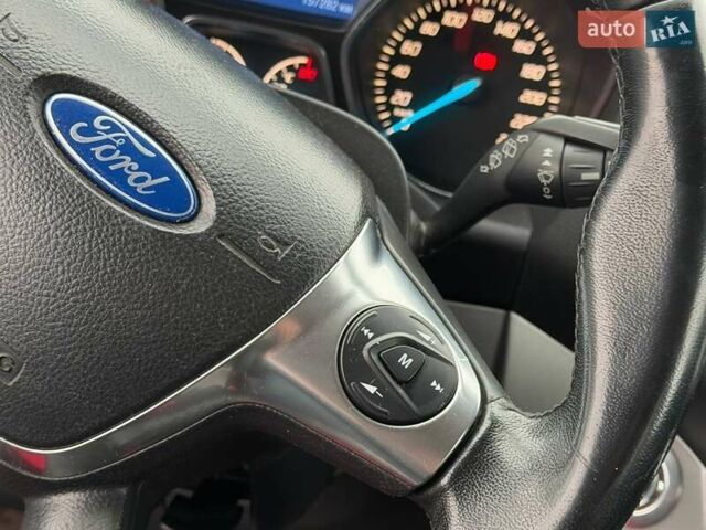 Форд Куга 2013 в Харькове на Automoto.ua Зеленый Форд Куга, объемом двигателя 2 л и пробегом 157 тыс. км за 12800 $, фото 29 на Automoto.ua