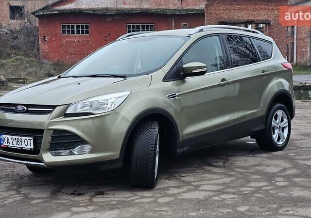 Зелений Форд Куга, об'ємом двигуна 2 л та пробігом 155 тис. км за 12500 $, фото 1 на Automoto.ua