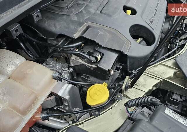 Зелений Форд Куга, об'ємом двигуна 2 л та пробігом 155 тис. км за 12500 $, фото 37 на Automoto.ua