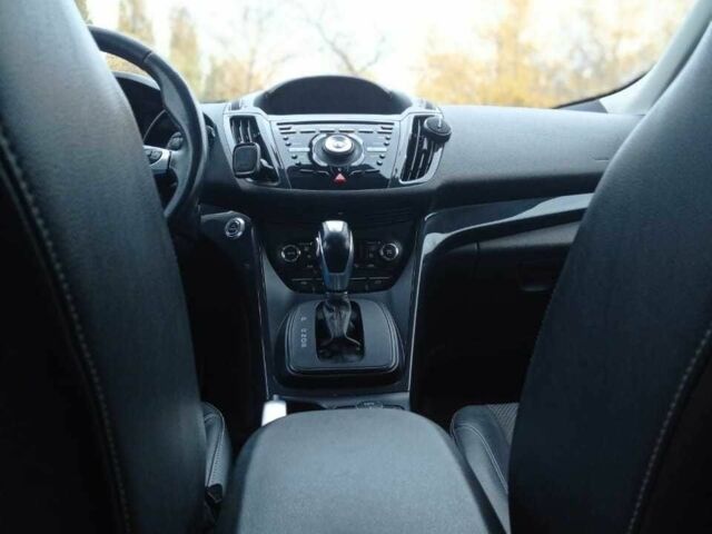 Зелений Форд Куга, об'ємом двигуна 2 л та пробігом 232 тис. км за 11700 $, фото 10 на Automoto.ua