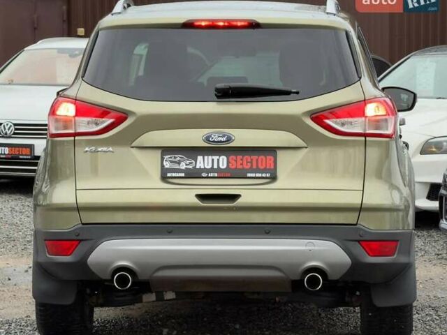 Форд Куга 2013 в Харькове на Automoto.ua Зеленый Форд Куга, объемом двигателя 2 л и пробегом 157 тыс. км за 12800 $, фото 8 на Automoto.ua