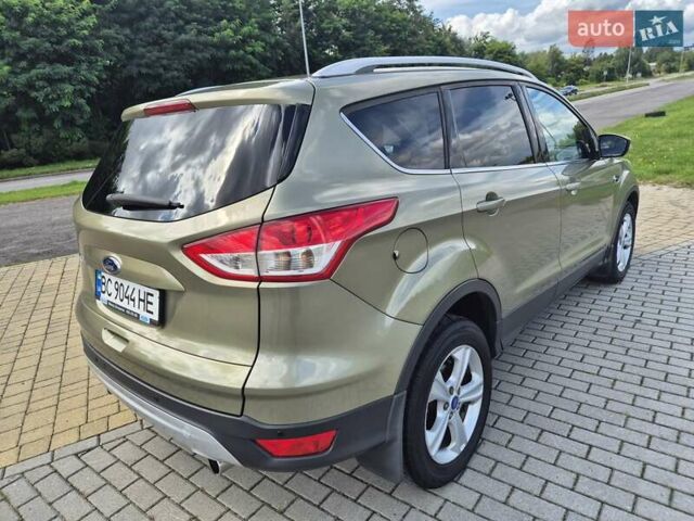 Зеленый Форд Куга, объемом двигателя 2 л и пробегом 241 тыс. км за 13500 $, фото 5 на Automoto.ua