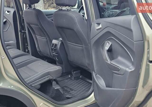 Зелений Форд Куга, об'ємом двигуна 2 л та пробігом 155 тис. км за 12500 $, фото 23 на Automoto.ua