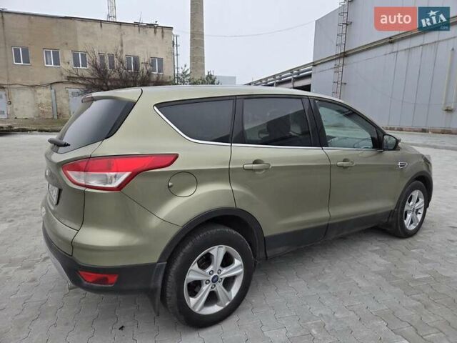 Зеленый Форд Куга, объемом двигателя 2 л и пробегом 262 тыс. км за 13300 $, фото 3 на Automoto.ua
