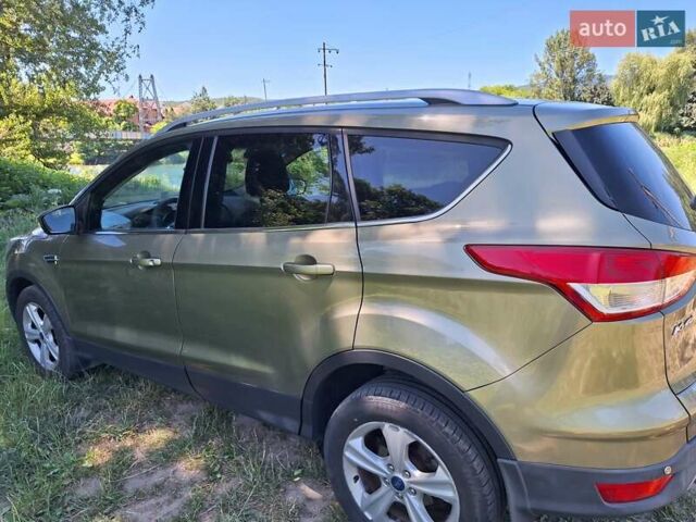 Форд Куга 2013 в Ужгороде на Automoto.ua Зеленый Форд Куга, объемом двигателя 2 л и пробегом 222 тыс. км за 11200 $, фото 6 на Automoto.ua