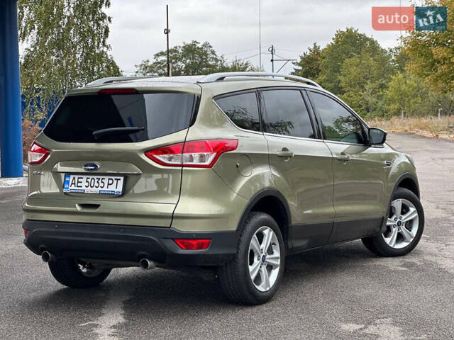Зелений Форд Куга, об'ємом двигуна 2 л та пробігом 189 тис. км за 12999 $, фото 8 на Automoto.ua