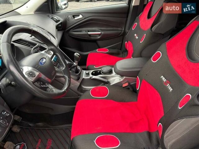 Форд Куга 2013 в Харькове на Automoto.ua Зеленый Форд Куга, объемом двигателя 2 л и пробегом 157 тыс. км за 12800 $, фото 12 на Automoto.ua