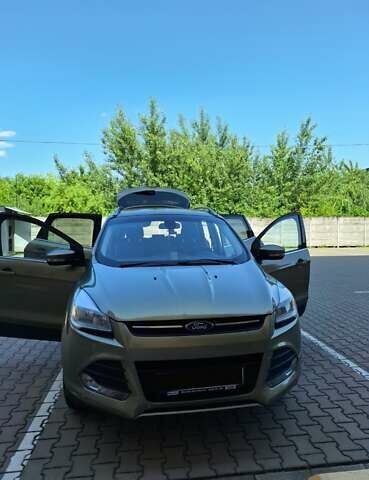 Форд Куга 2013 в Ужгороде на Automoto.ua Зеленый Форд Куга, объемом двигателя 2 л и пробегом 222 тыс. км за 11200 $, фото 21 на Automoto.ua