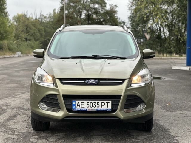 Зелений Форд Куга, об'ємом двигуна 2 л та пробігом 189 тис. км за 12999 $, фото 3 на Automoto.ua