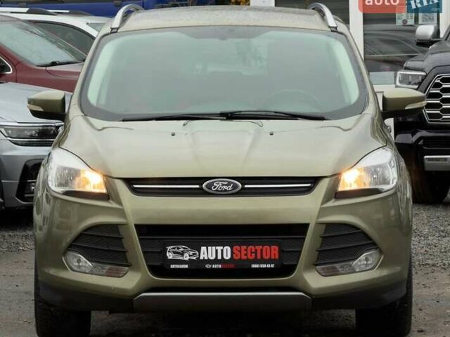 Форд Куга 2013 в Харькове на Automoto.ua Зеленый Форд Куга, объемом двигателя 2 л и пробегом 157 тыс. км за 12800 $, фото 3 на Automoto.ua