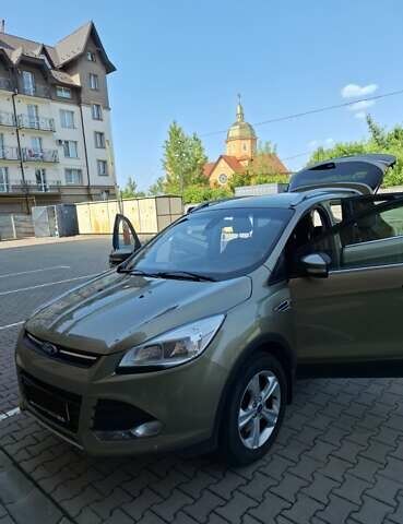 Форд Куга 2013 в Ужгороде на Automoto.ua Зеленый Форд Куга, объемом двигателя 2 л и пробегом 222 тыс. км за 11200 $, фото 20 на Automoto.ua