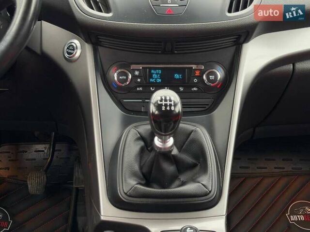 Форд Куга 2013 в Харькове на Automoto.ua Зеленый Форд Куга, объемом двигателя 2 л и пробегом 157 тыс. км за 12800 $, фото 32 на Automoto.ua