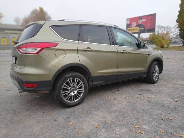 Зелений Форд Куга, об'ємом двигуна 2 л та пробігом 232 тис. км за 11700 $, фото 2 на Automoto.ua