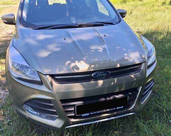 Форд Куга 2013 в Ужгороде на Automoto.ua Зеленый Форд Куга, объемом двигателя 2 л и пробегом 222 тыс. км за 11200 $, фото 4 на Automoto.ua