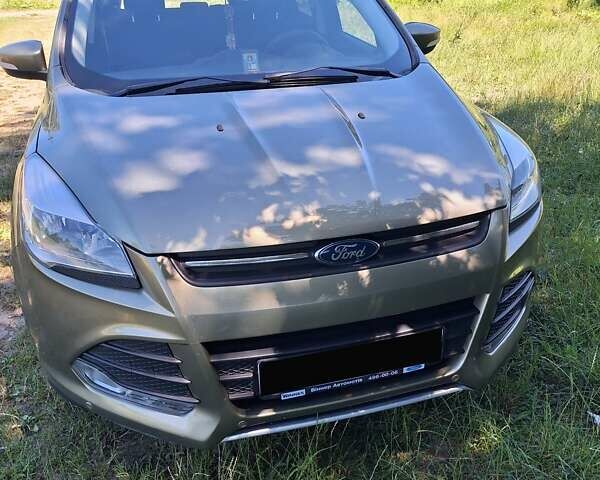 Форд Куга 2013 в Ужгороде на Automoto.ua Зеленый Форд Куга, объемом двигателя 2 л и пробегом 222 тыс. км за 11200 $, фото 5 на Automoto.ua