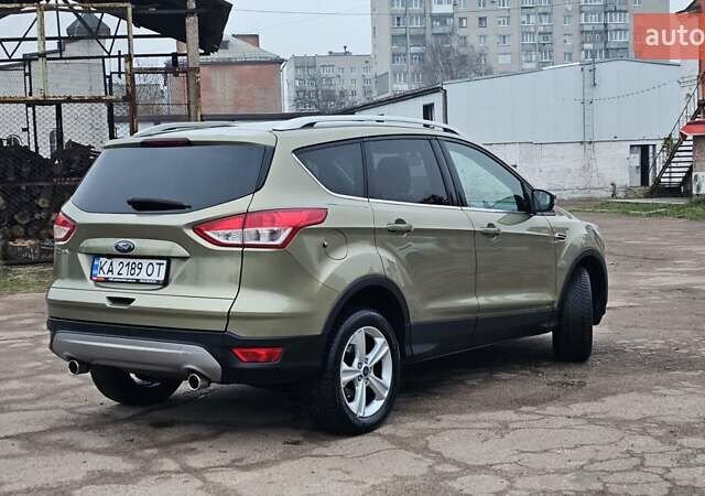Зелений Форд Куга, об'ємом двигуна 2 л та пробігом 155 тис. км за 12500 $, фото 6 на Automoto.ua