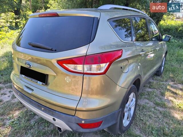 Форд Куга 2013 в Ужгороде на Automoto.ua Зеленый Форд Куга, объемом двигателя 2 л и пробегом 222 тыс. км за 11200 $, фото 10 на Automoto.ua