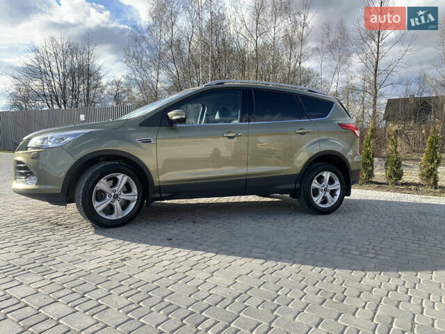 Зеленый Форд Куга, объемом двигателя 2 л и пробегом 211 тыс. км за 12900 $, фото 7 на Automoto.ua
