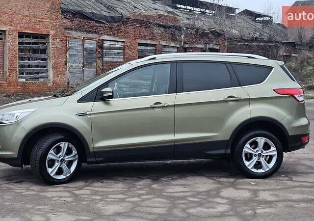 Зелений Форд Куга, об'ємом двигуна 2 л та пробігом 155 тис. км за 12500 $, фото 2 на Automoto.ua