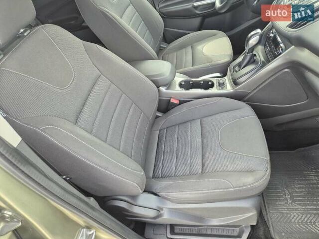 Зеленый Форд Куга, объемом двигателя 2 л и пробегом 241 тыс. км за 13500 $, фото 10 на Automoto.ua