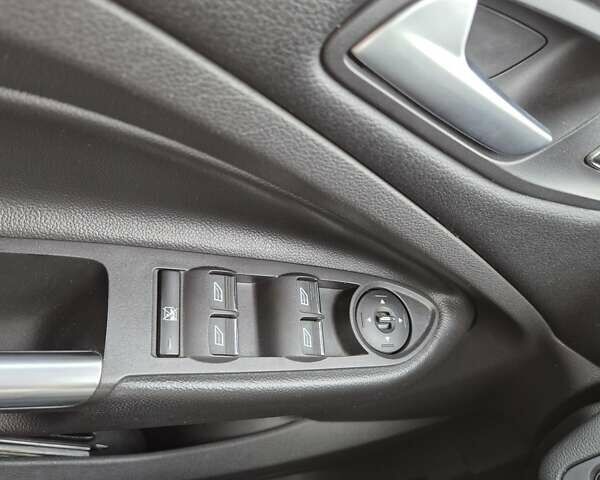 Зеленый Форд Куга, объемом двигателя 2 л и пробегом 241 тыс. км за 13500 $, фото 31 на Automoto.ua