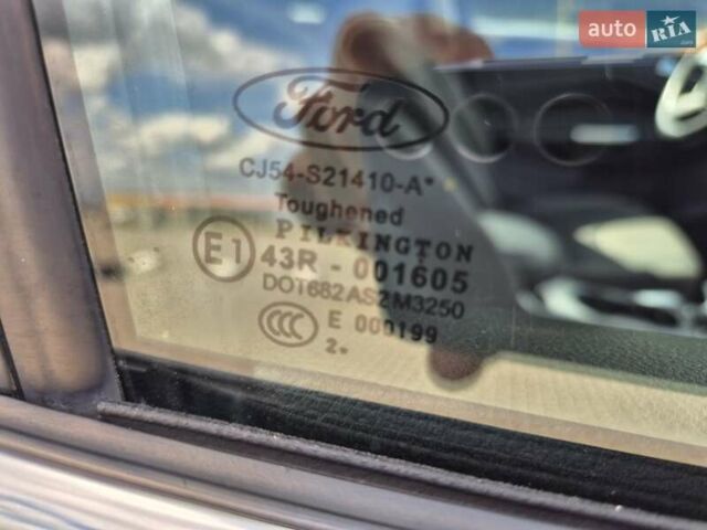 Зеленый Форд Куга, объемом двигателя 2 л и пробегом 241 тыс. км за 13500 $, фото 24 на Automoto.ua