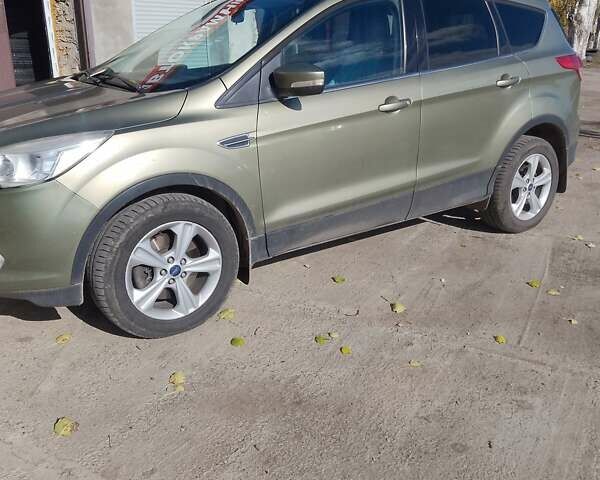 Форд Куга 2013 в Великой Александровке на Automoto.ua Зеленый Форд Куга, объемом двигателя 2 л и пробегом 190 тыс. км за 12000 $, фото 6 на Automoto.ua