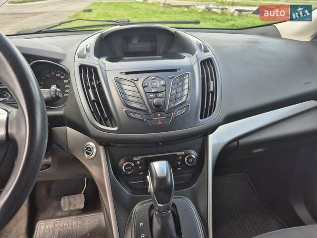 Зеленый Форд Куга, объемом двигателя 2 л и пробегом 241 тыс. км за 13500 $, фото 14 на Automoto.ua